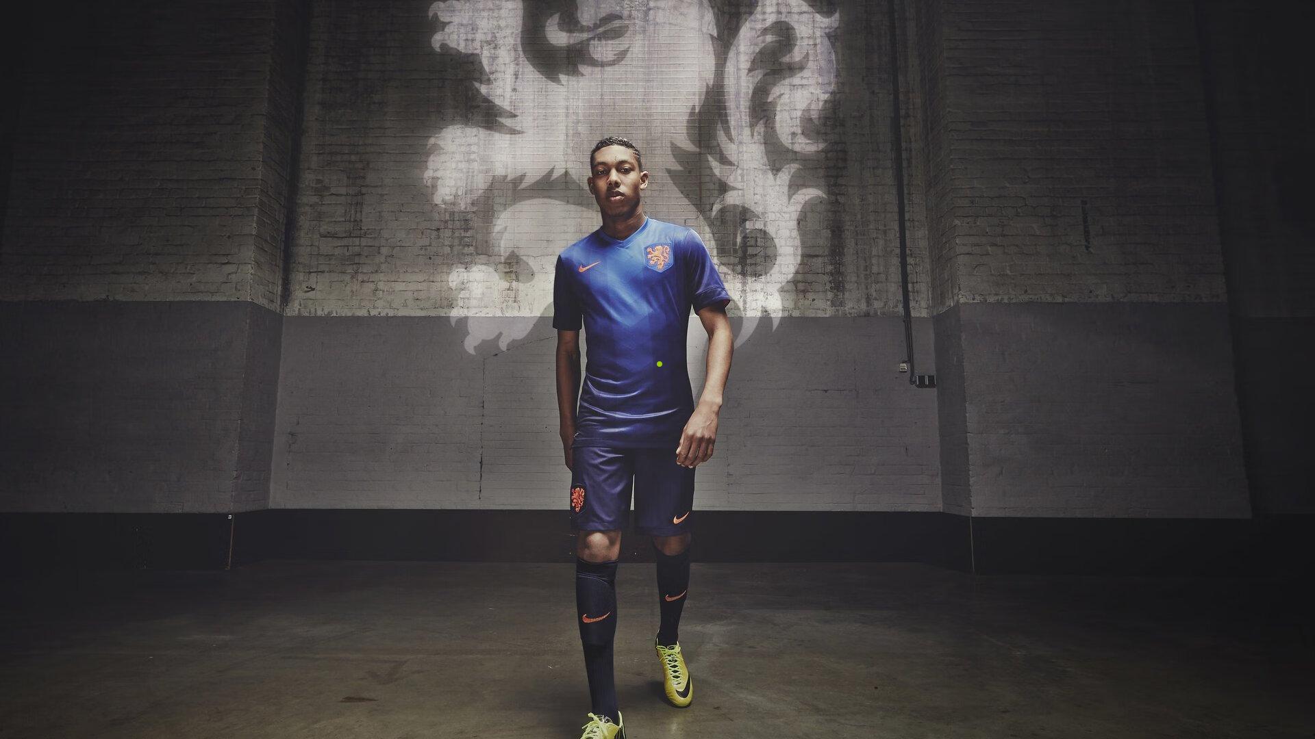 巴萨传奇布斯克茨与阿尔巴挂靴，俱乐部官方致以崇高敬意